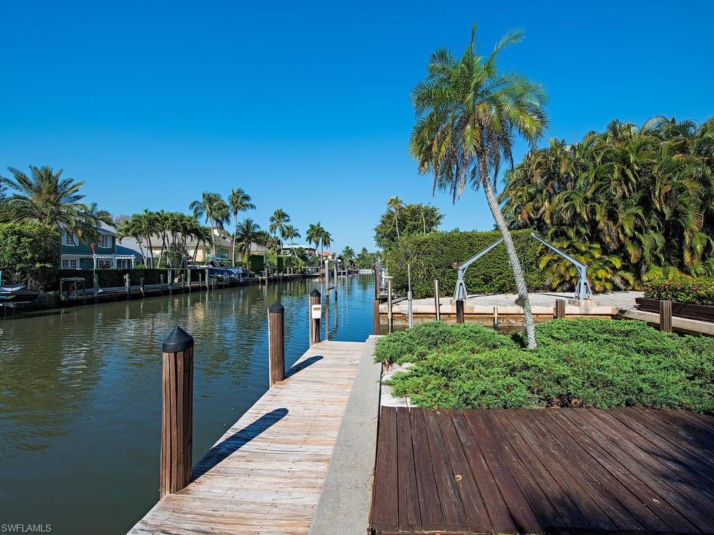 AQUALANE SHORES - Residential