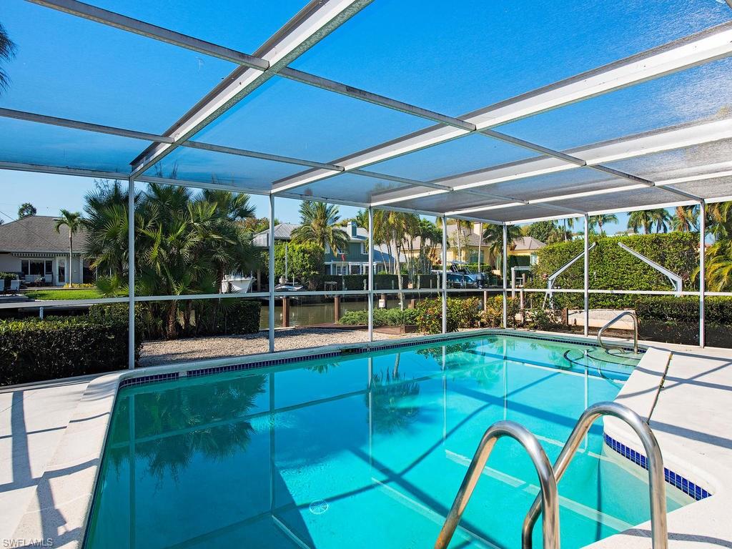 AQUALANE SHORES - Residential