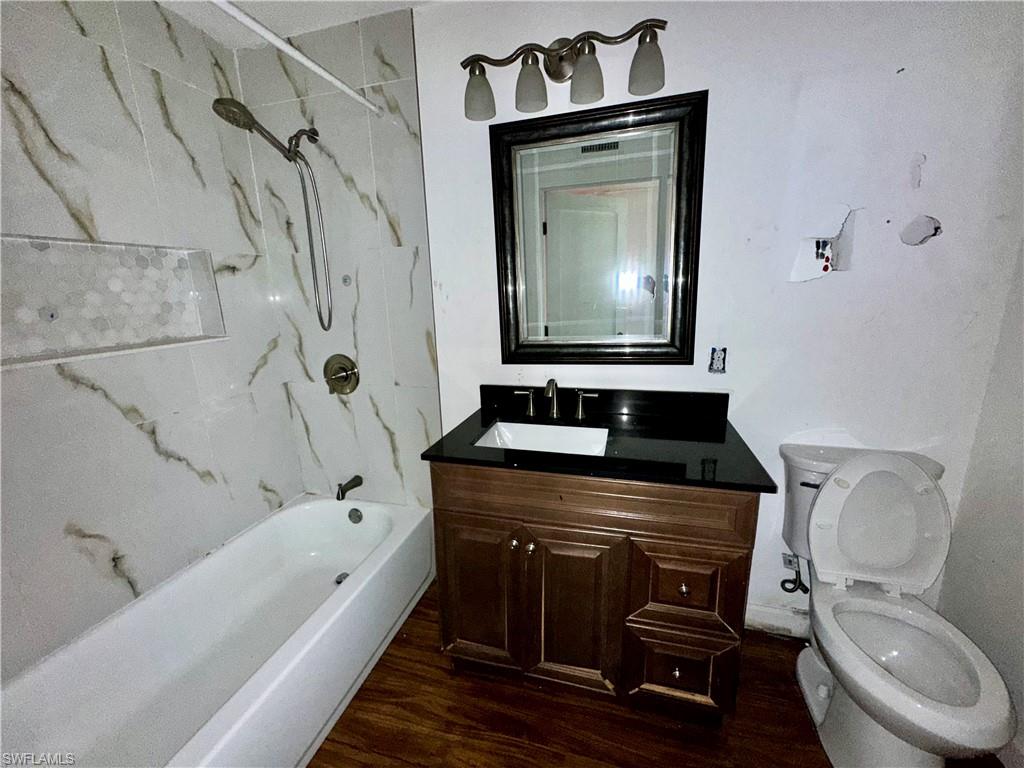 WEEKS REBECCA - Residential