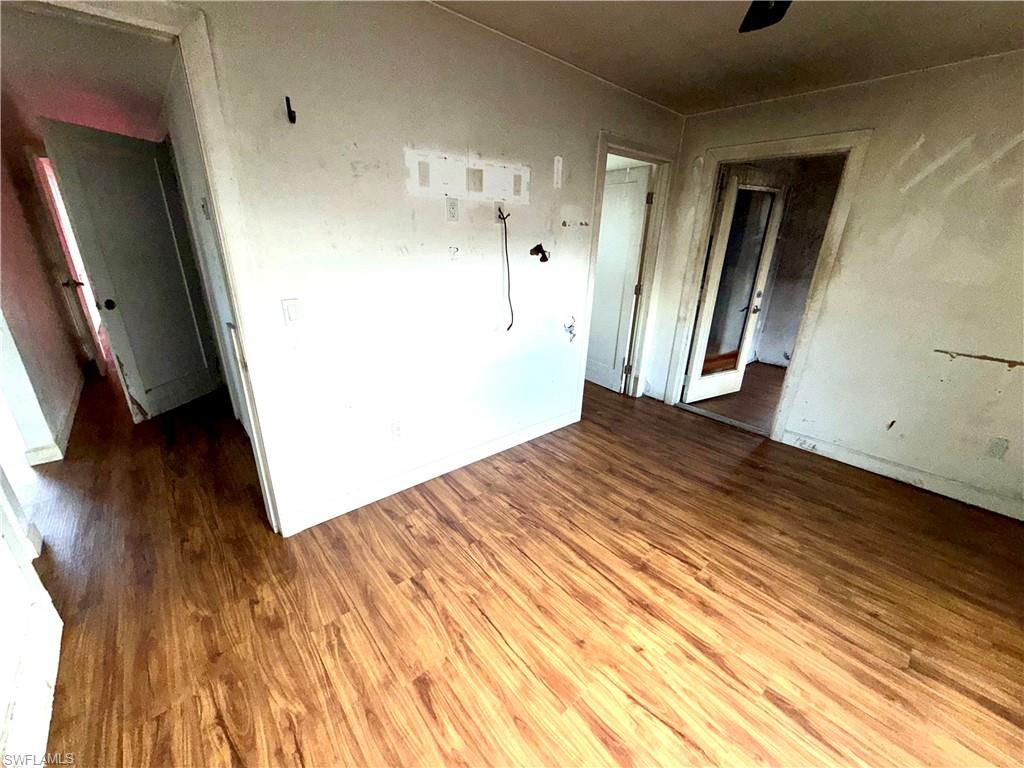 WEEKS REBECCA - Residential