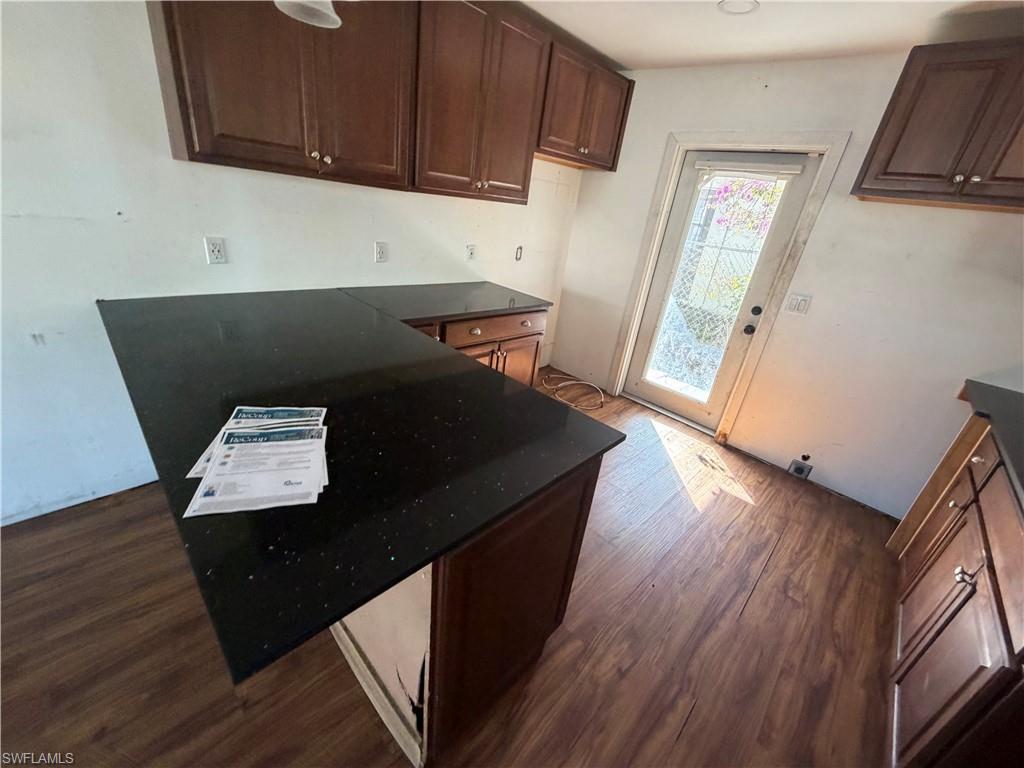 WEEKS REBECCA - Residential