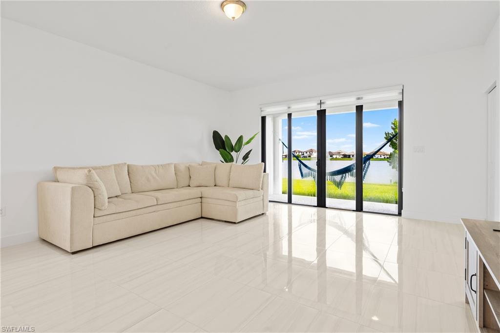 MAPLE RIDGE - Residential Lease