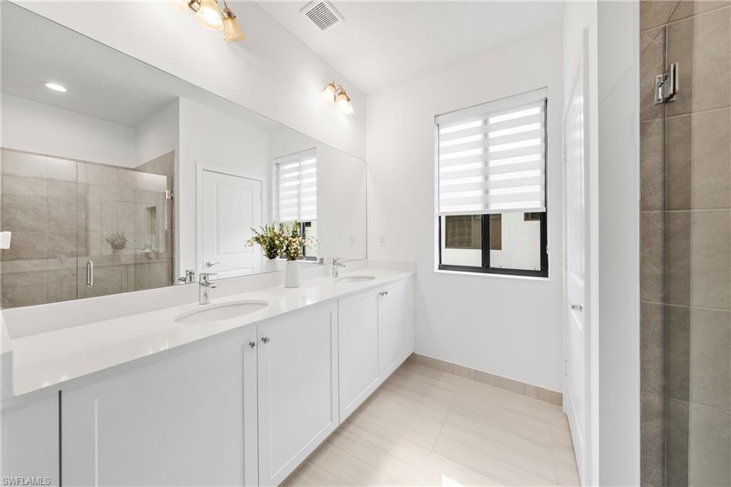 MAPLE RIDGE - Residential Lease