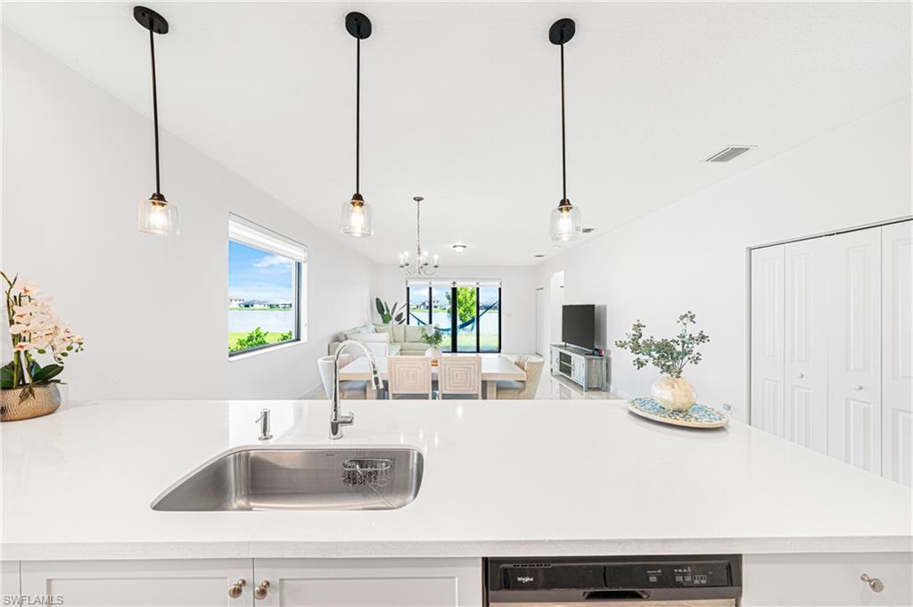 MAPLE RIDGE - Residential Lease