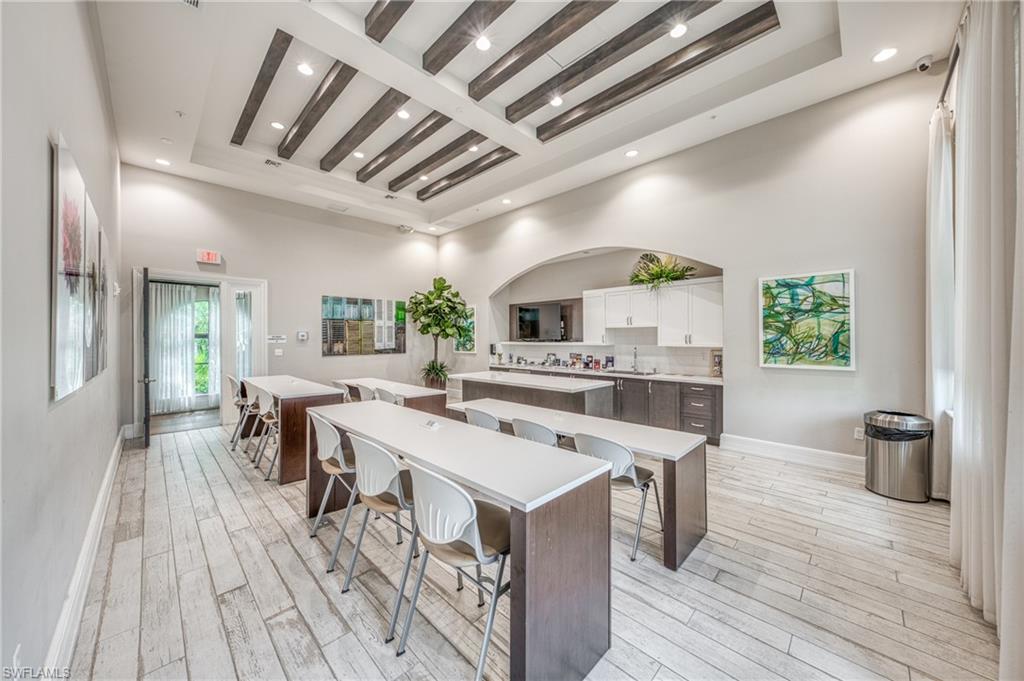 MAPLE RIDGE - Residential Lease