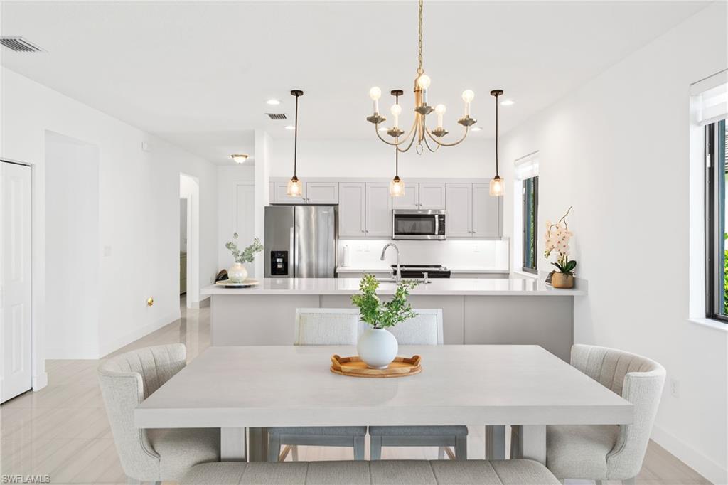 MAPLE RIDGE - Residential Lease