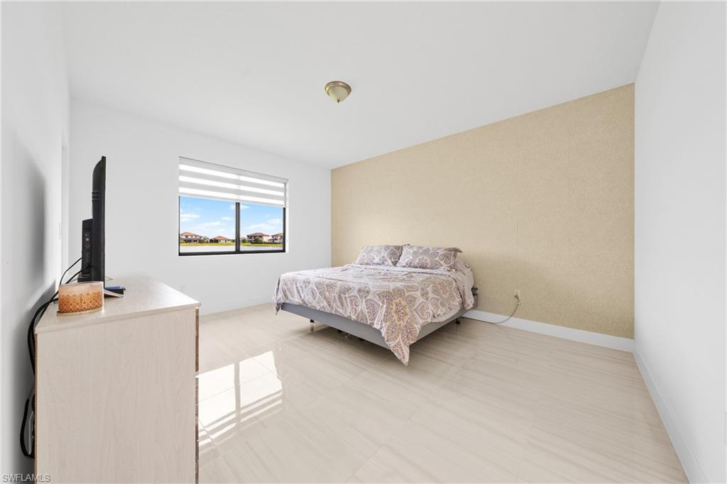 MAPLE RIDGE - Residential Lease