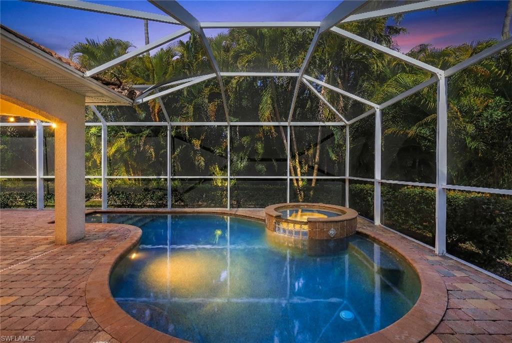 CAPE HARBOUR - Residential