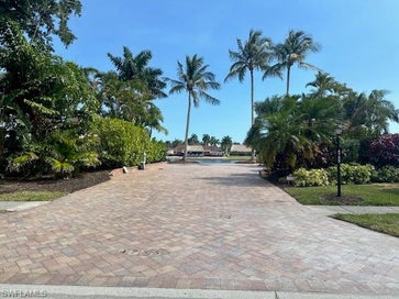 4755 Southern Breeze DR NAPLES FL 34114