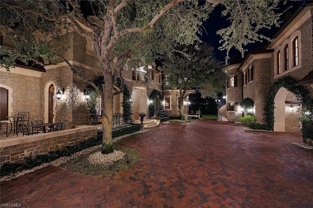 ISLE ROYALE - Residential