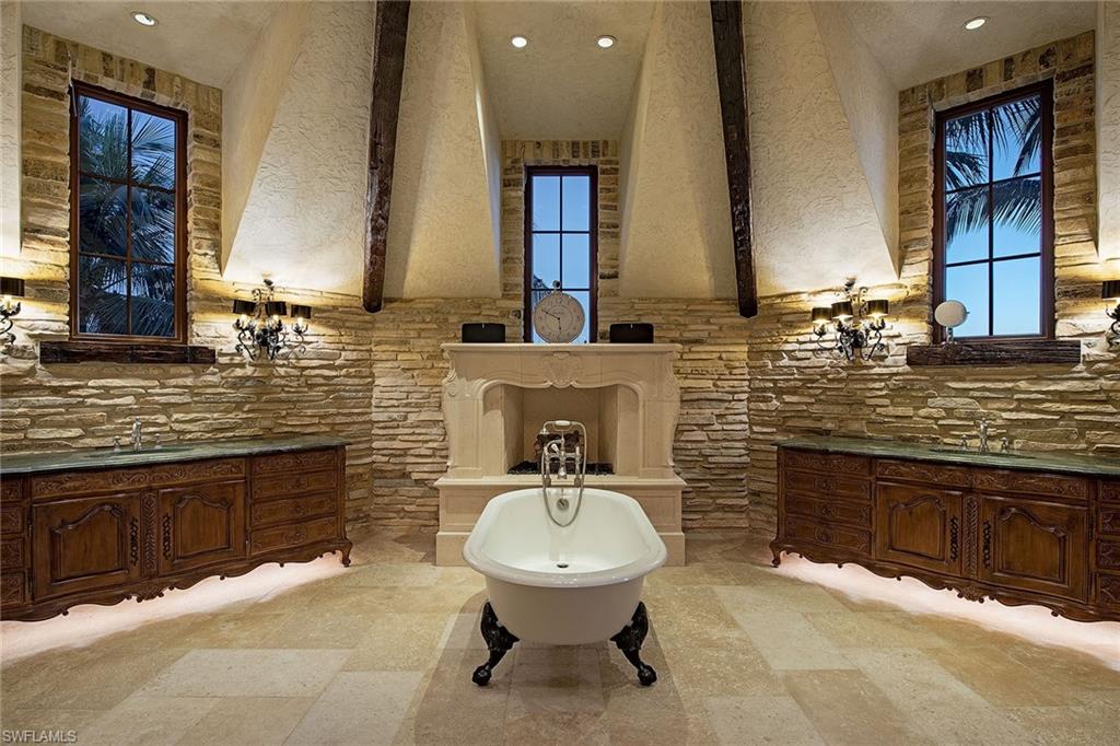 ISLE ROYALE - Residential