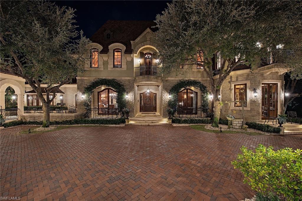 ISLE ROYALE - Residential