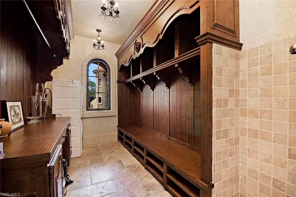 ISLE ROYALE - Residential