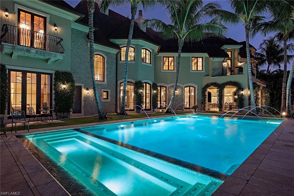 ISLE ROYALE - Residential