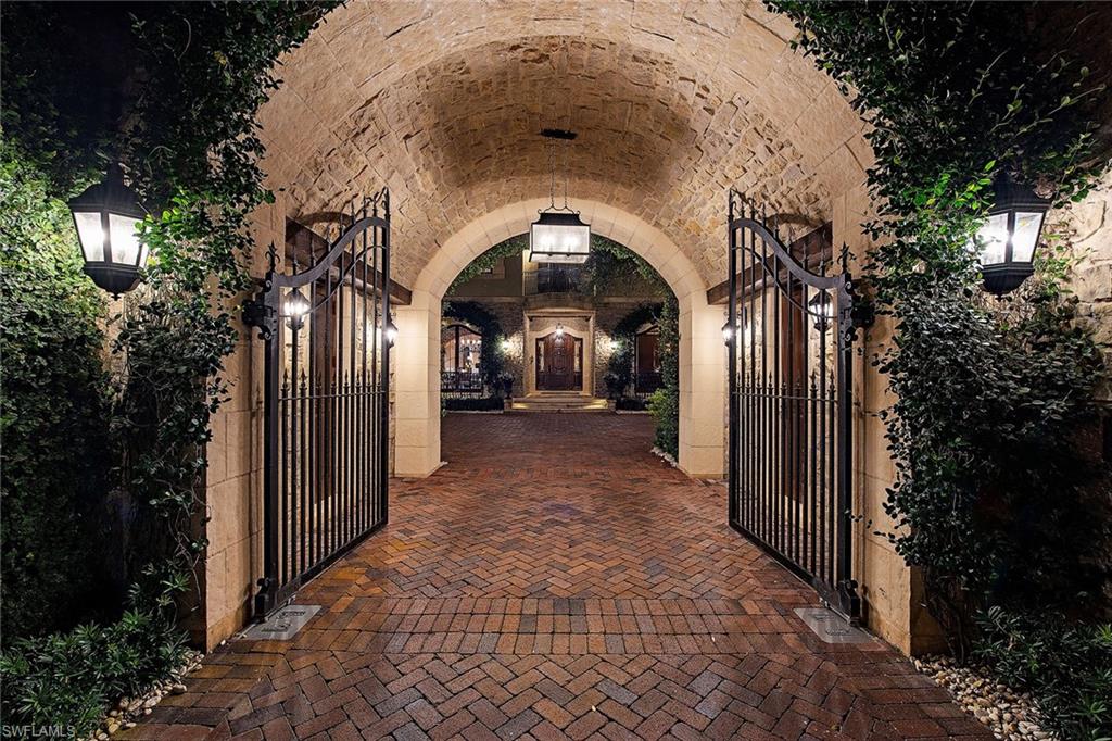 ISLE ROYALE - Residential