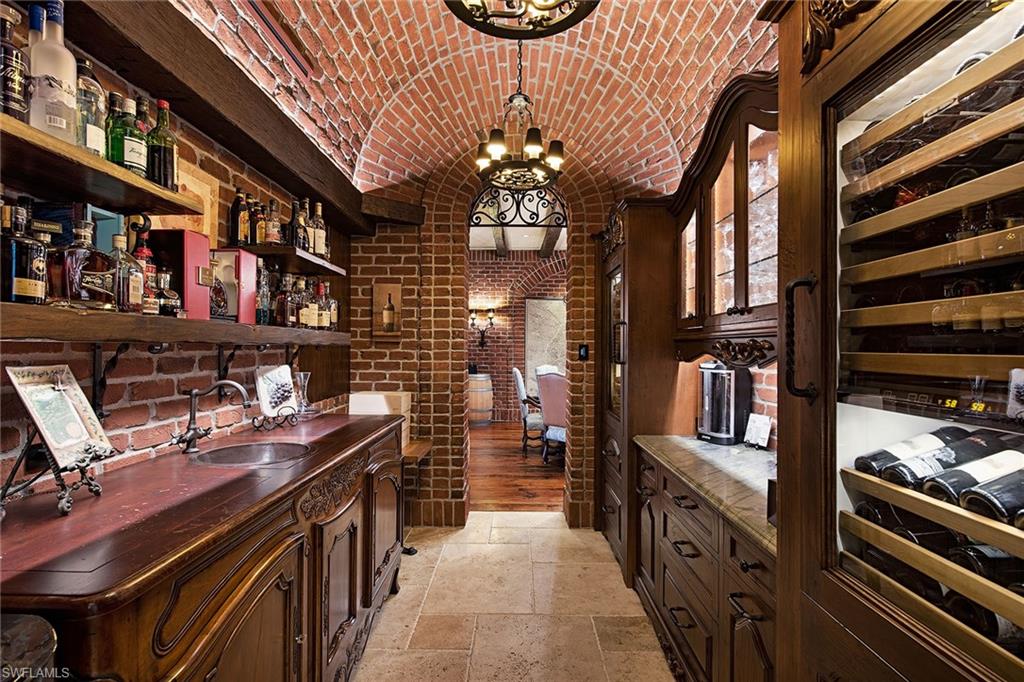 ISLE ROYALE - Residential