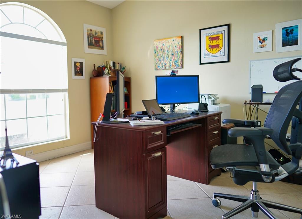 CROWN POINTE EAST - Residential