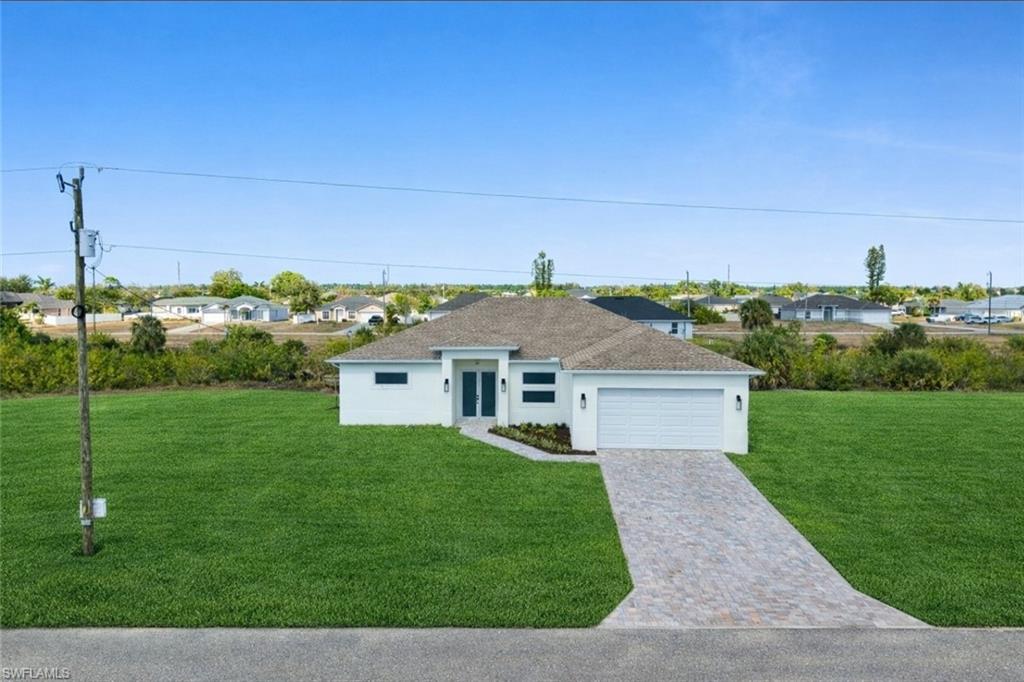 CAPE CORAL - Residential