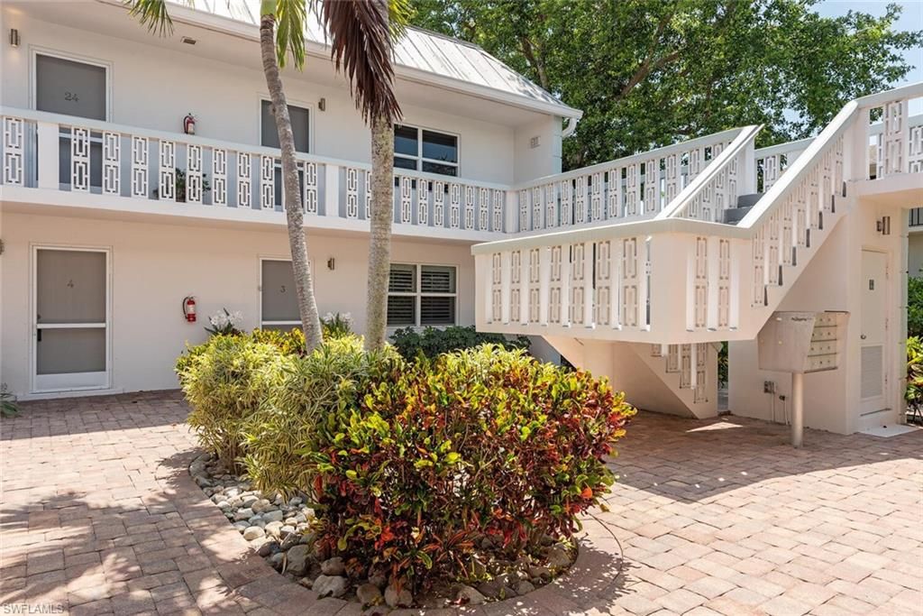 Photo of 780 10th AVE S #23, NAPLES, FL 34102 (MLS # 225043197)