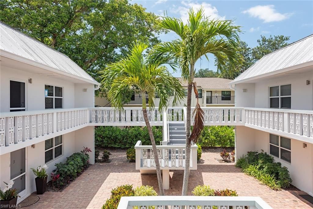 Photo of 780 10th AVE S #23, NAPLES, FL 34102 (MLS # 225043197)