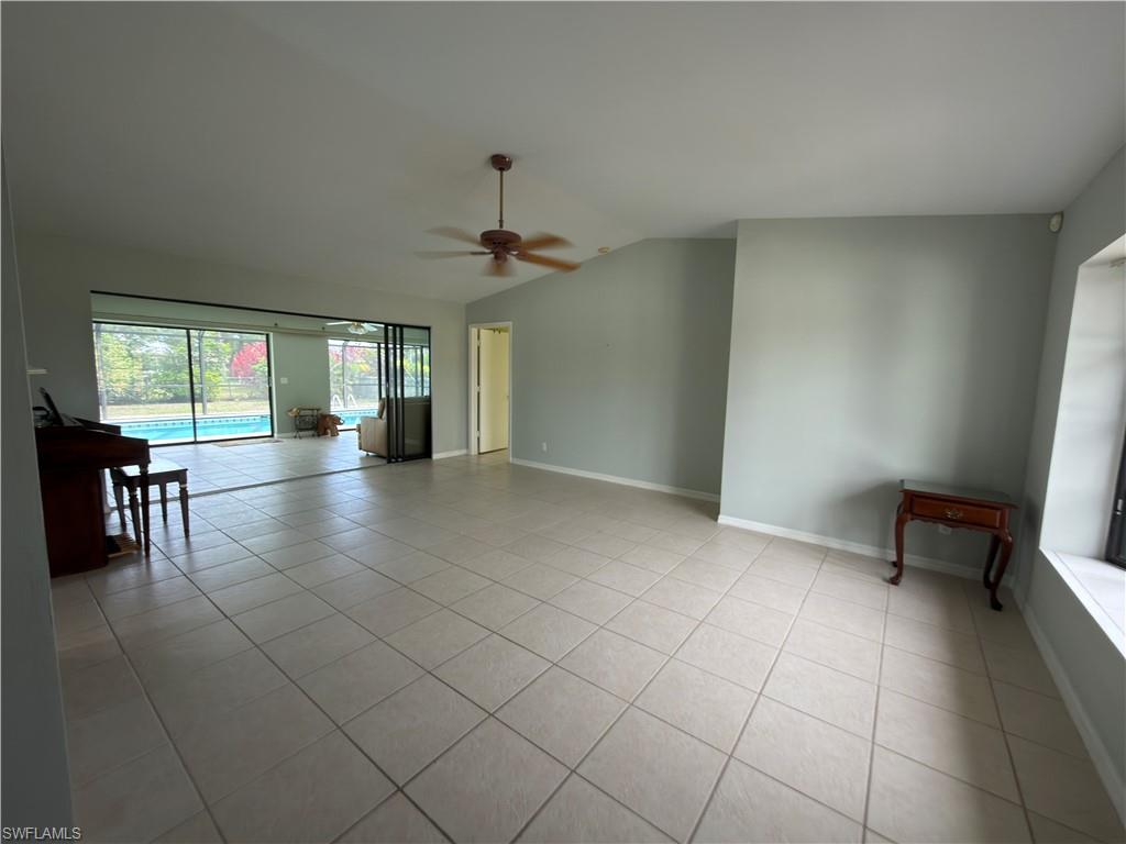 CAPE CORAL - Residential