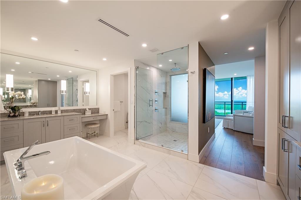 KALEA BAY TOWER 200 - Residential