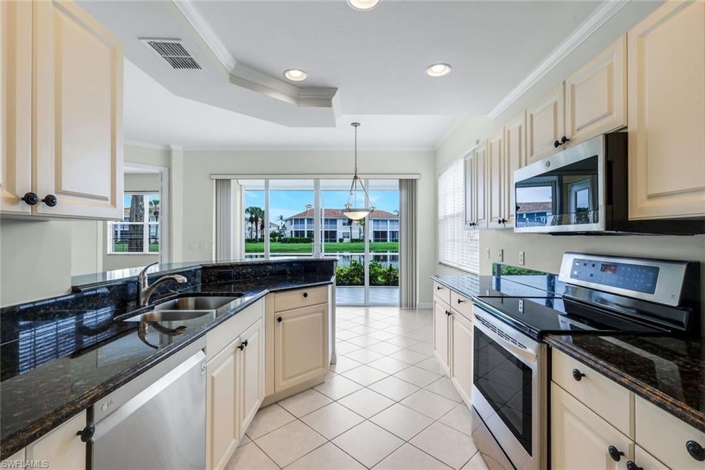 3058 Driftwood WAY 4407
