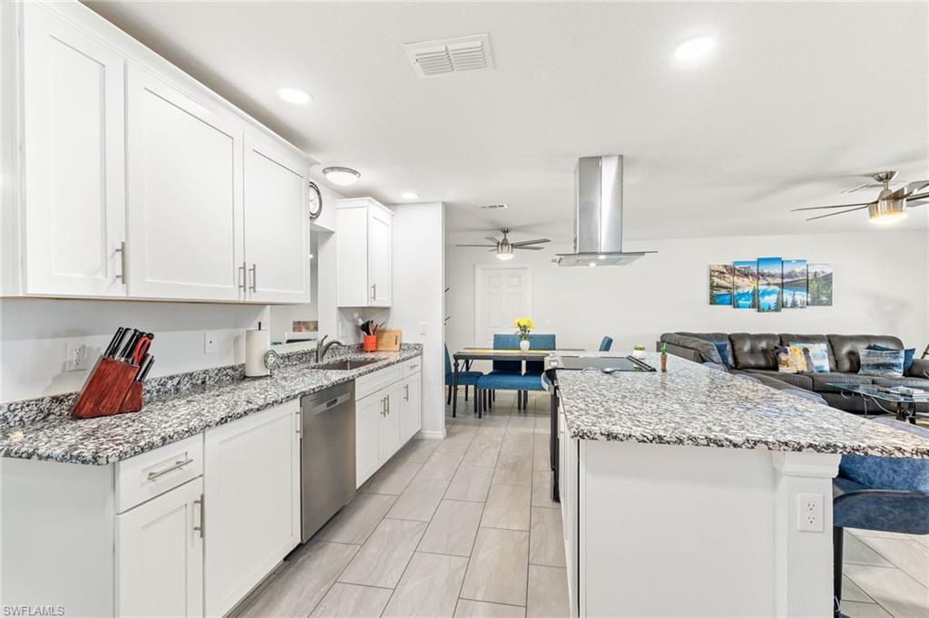 ISLAND PARK WOODLANDS - Residential