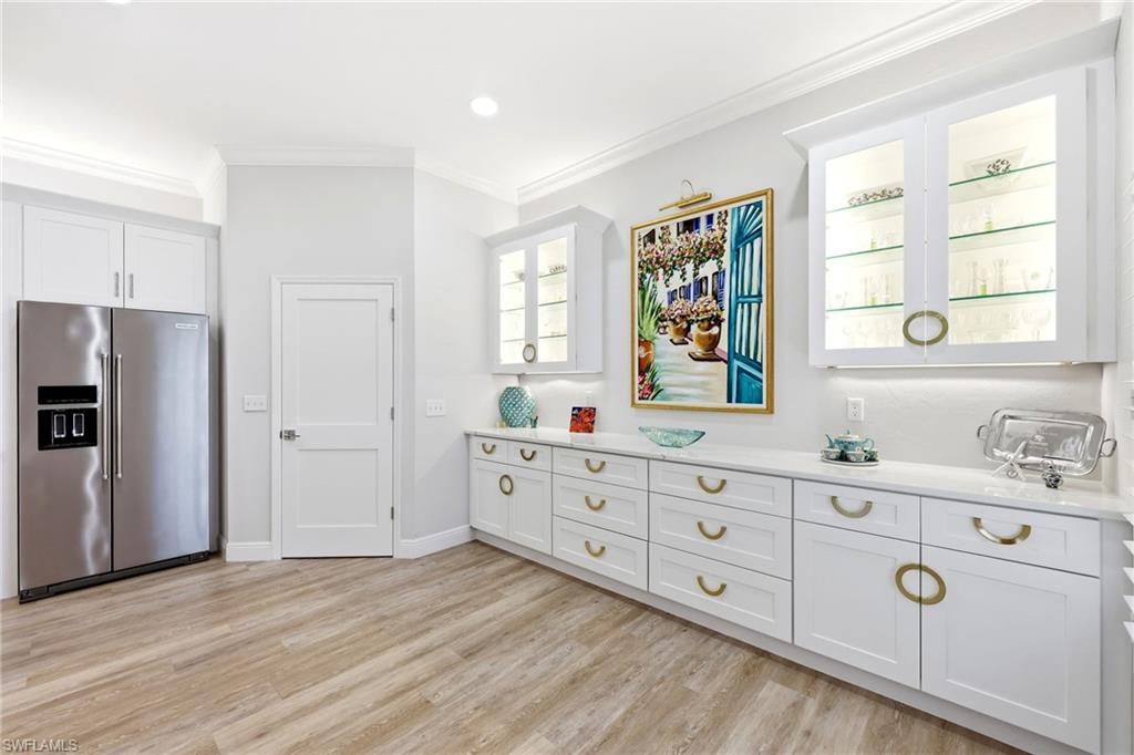 HIGHLAND WOODS - Residential