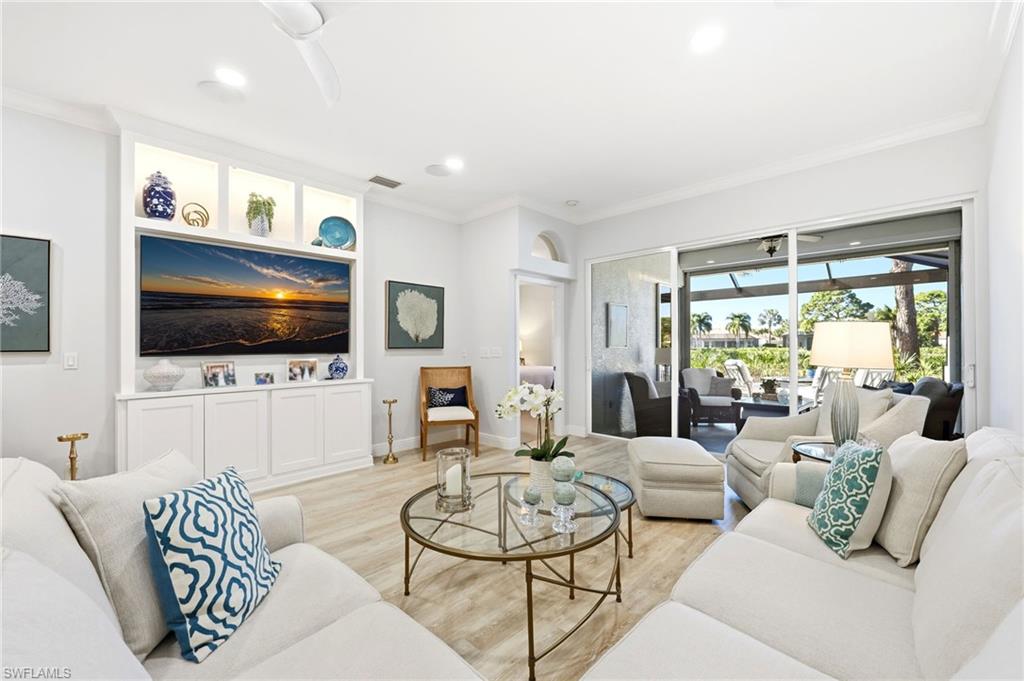 HIGHLAND WOODS - Residential