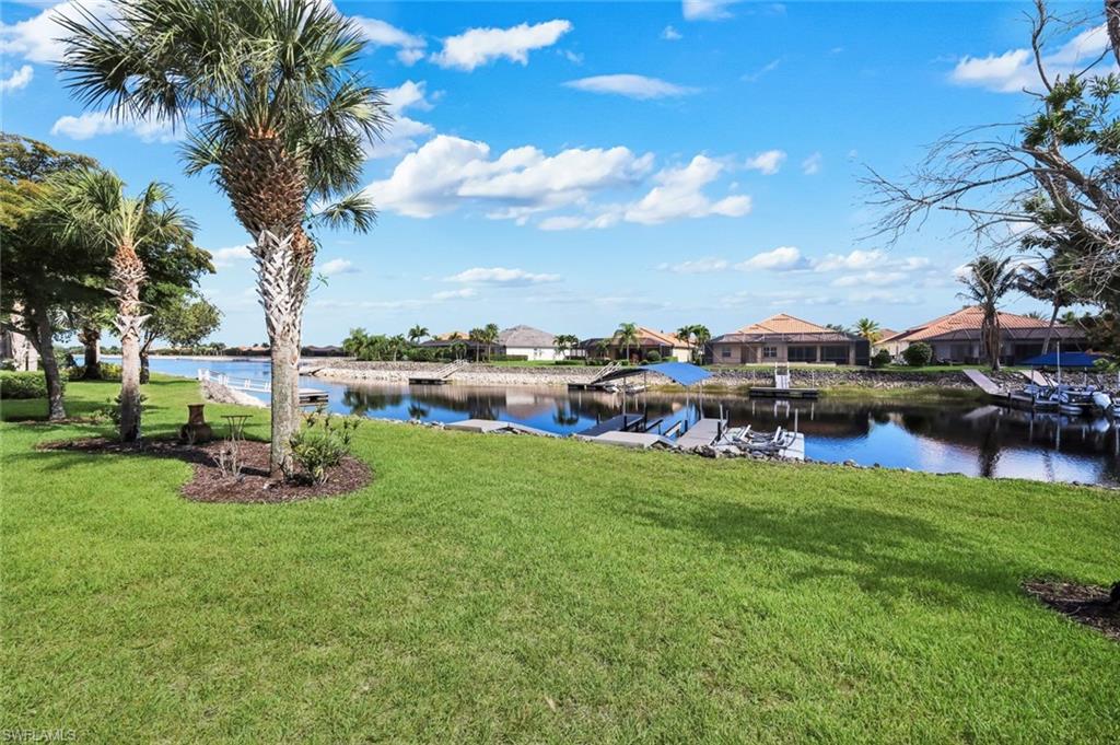 QUARRY SHORES - Residential