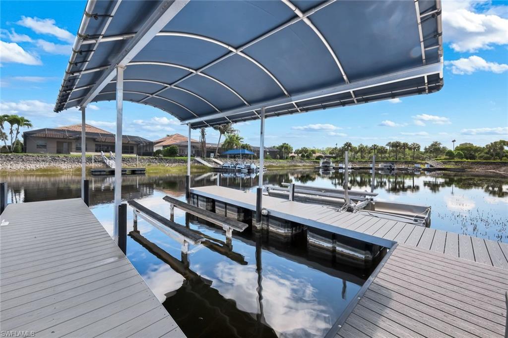 QUARRY SHORES - Residential