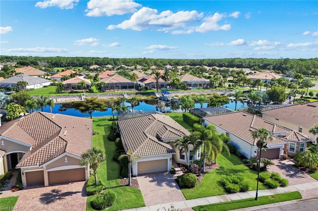 QUARRY SHORES - Residential