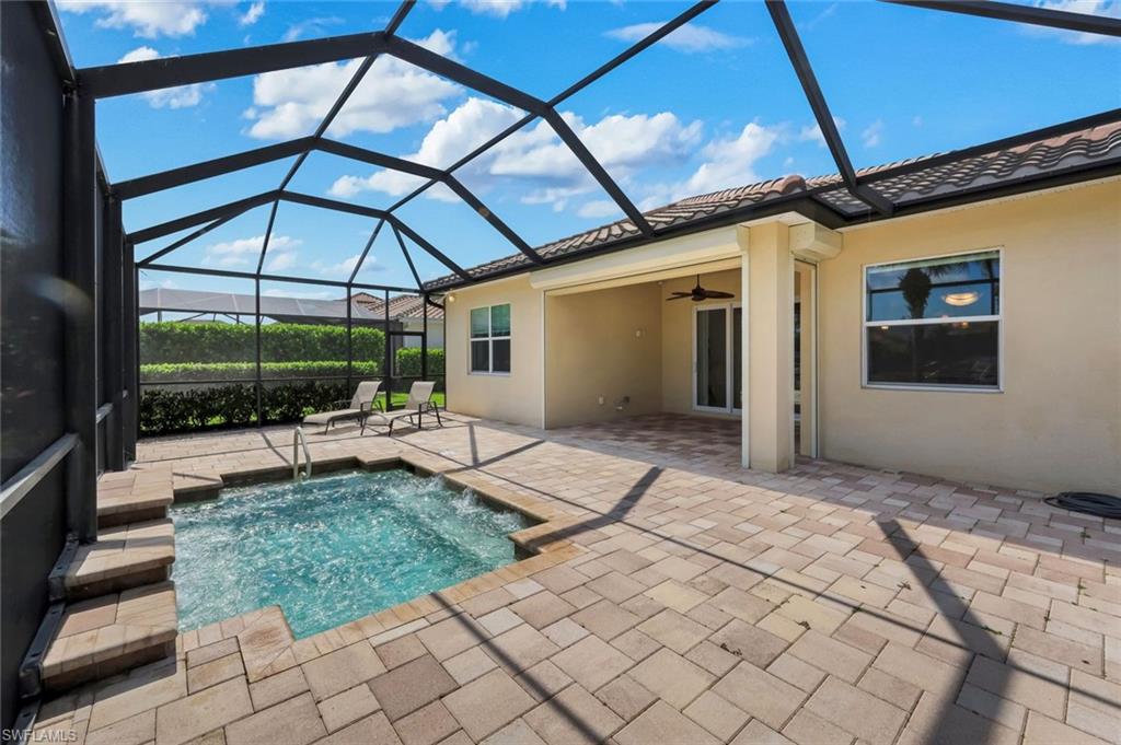 QUARRY SHORES - Residential