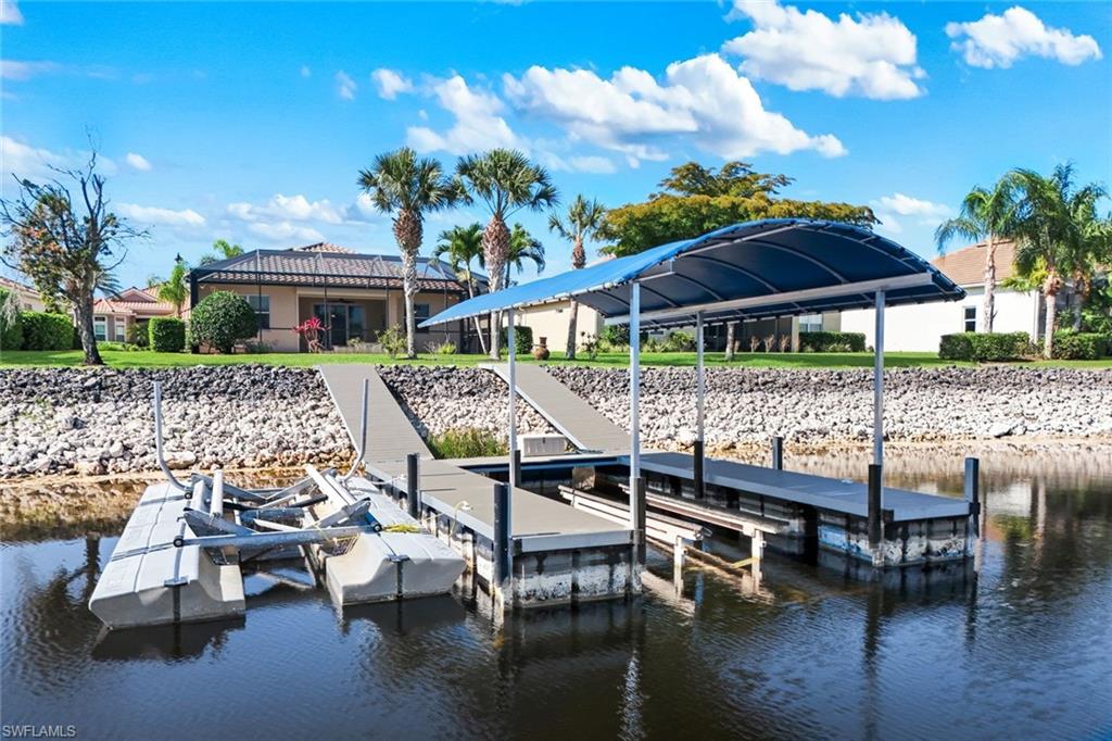 QUARRY SHORES - Residential