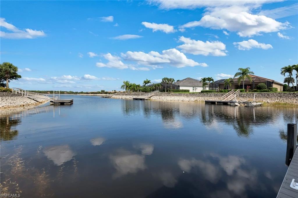 QUARRY SHORES - Residential