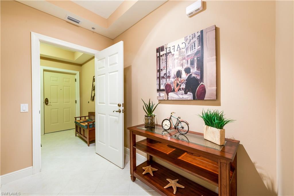 ST. TROPEZ - Residential