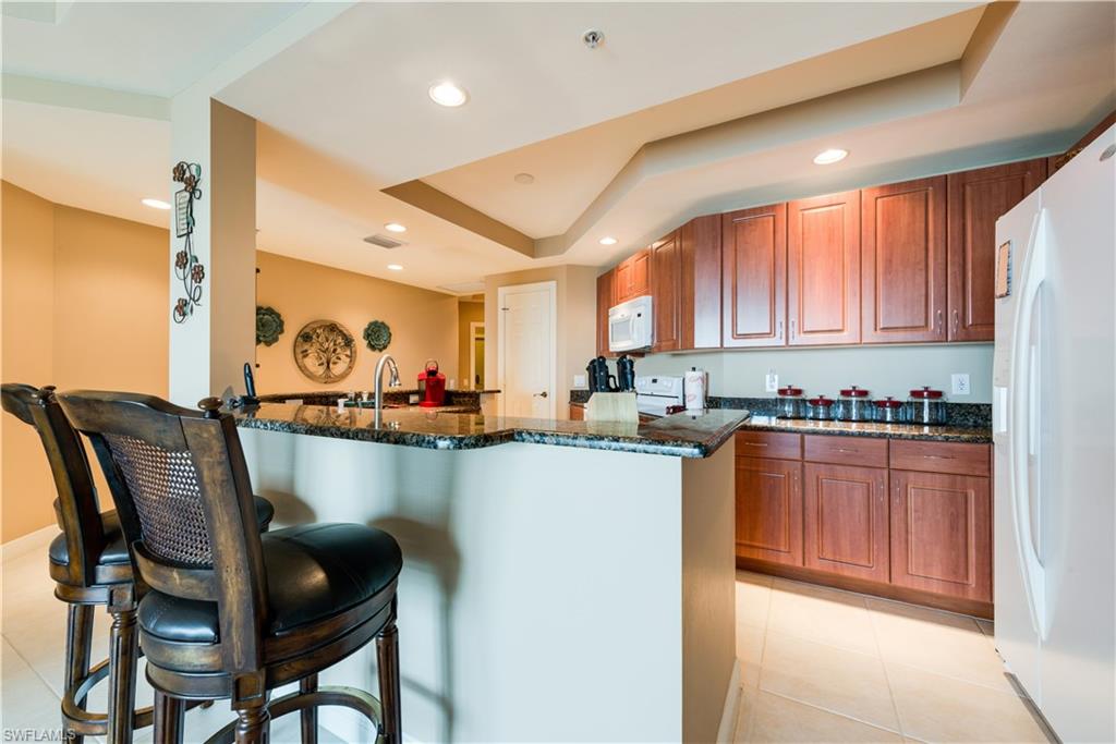 ST. TROPEZ - Residential