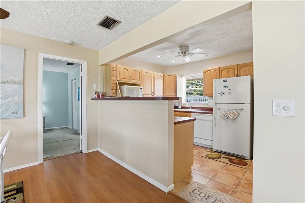 CALOOSA BAYVIEW - Residential