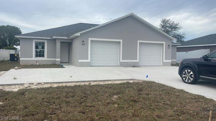CAPE CORAL - Residential
