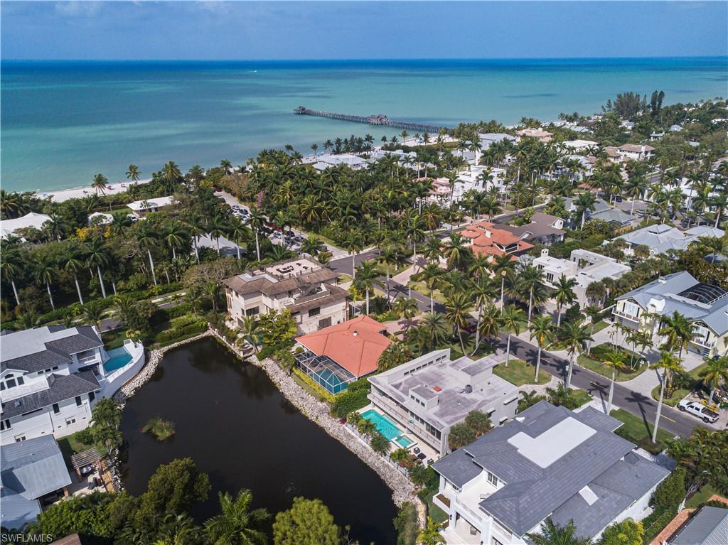 AQUALANE SHORES - Residential