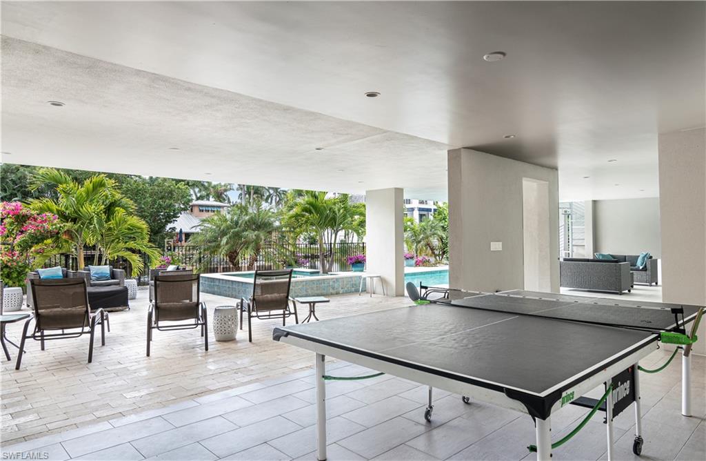 AQUALANE SHORES - Residential