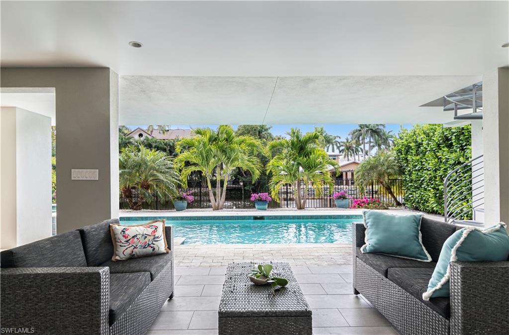 AQUALANE SHORES - Residential