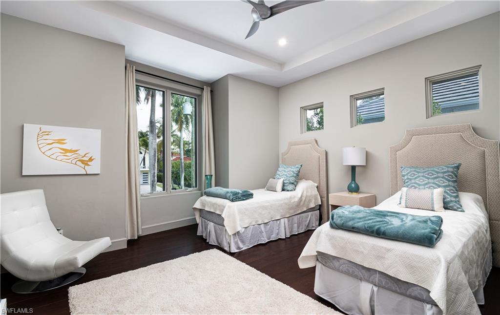 AQUALANE SHORES - Residential