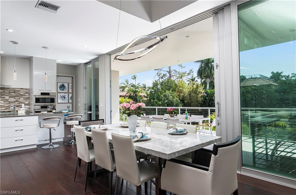 AQUALANE SHORES - Residential