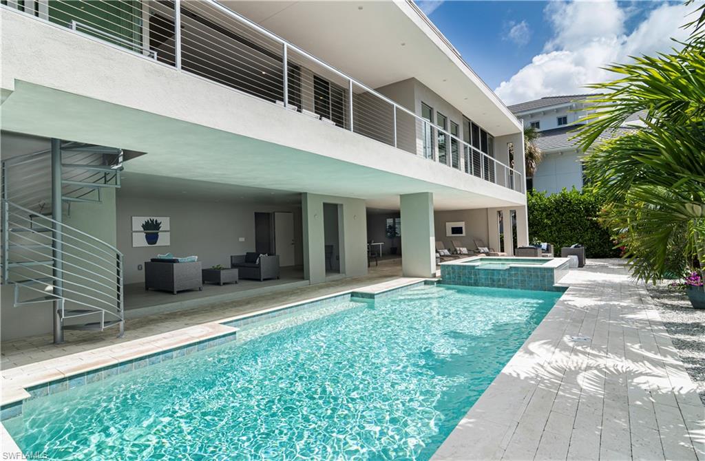 AQUALANE SHORES - Residential