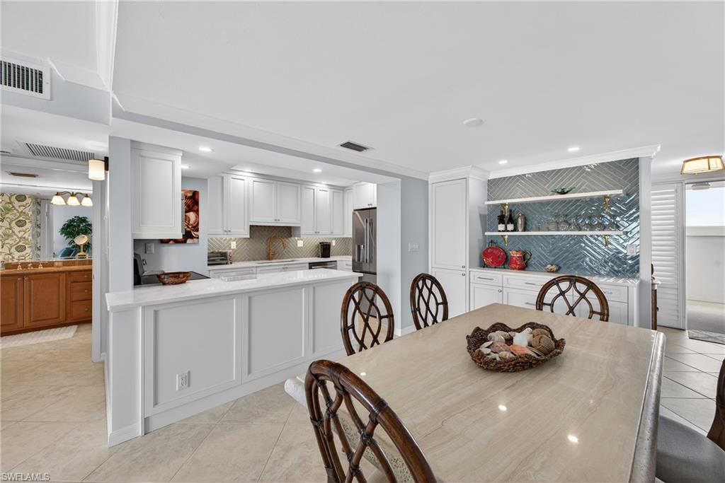 NAPLES CONTINENTAL - Residential Lease