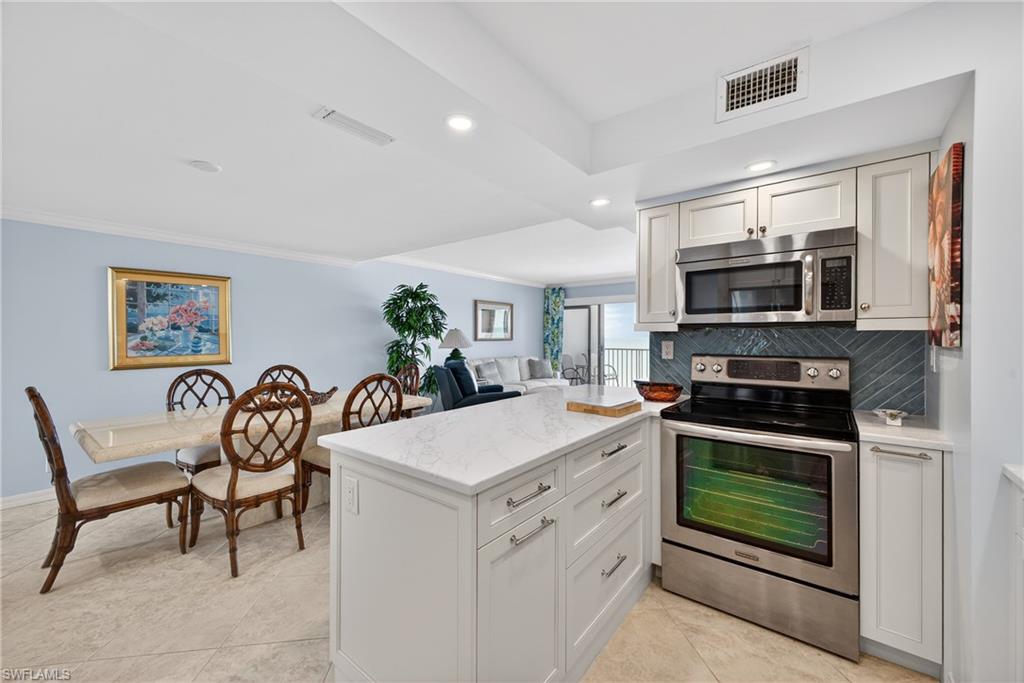 NAPLES CONTINENTAL - Residential Lease