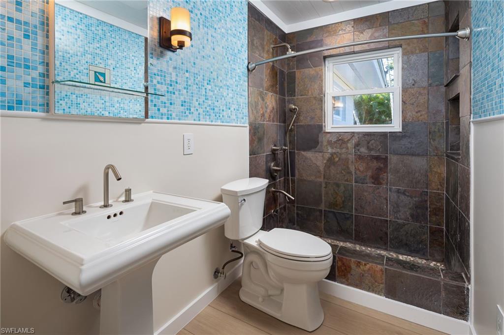 BROOKSIDE - Residential