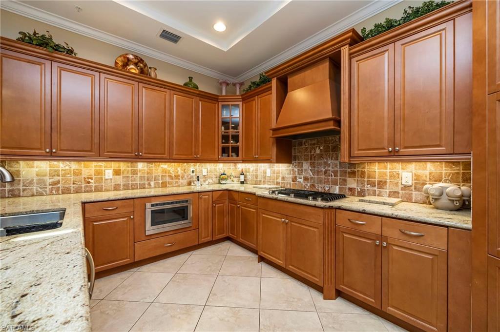 TRADITIONS - Residential